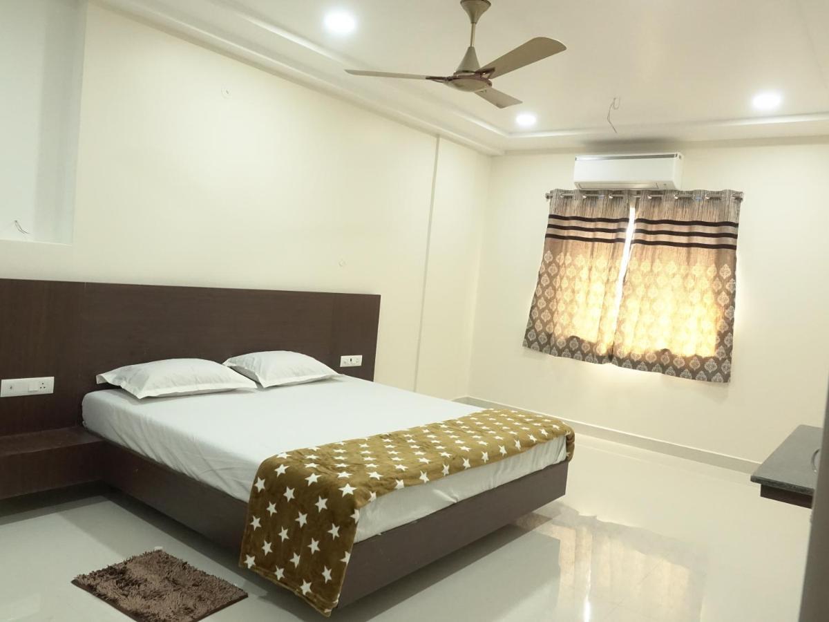 Hotel Sri Krishna Residency Eluru Exterior foto